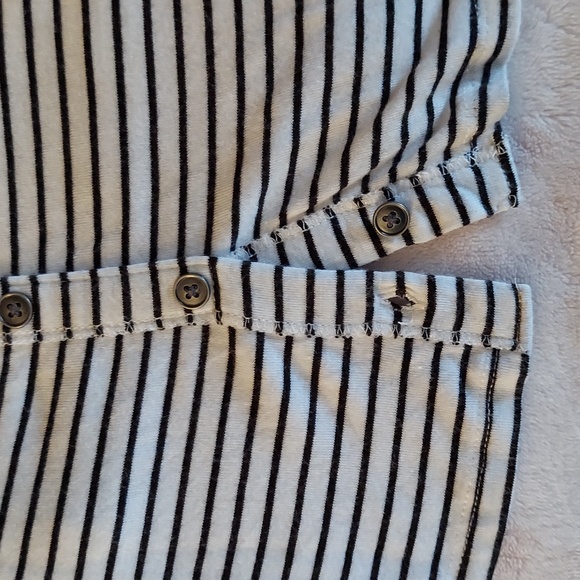 πHPπ 2010 Hollister Must Have Collection Striped Crop Tank Top - Picture 4 of 7